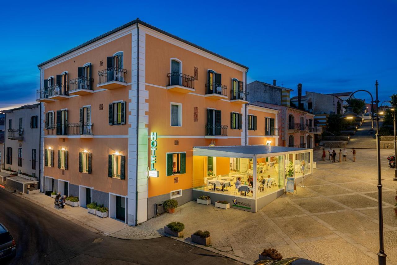 Hotel Marinaro Santa Teresa di Gallura Esterno foto