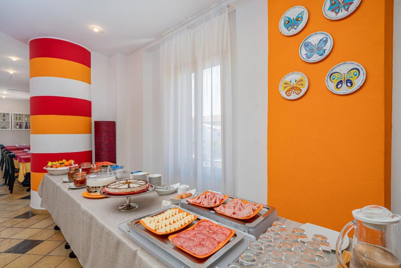 Hotel Marinaro Santa Teresa di Gallura Esterno foto