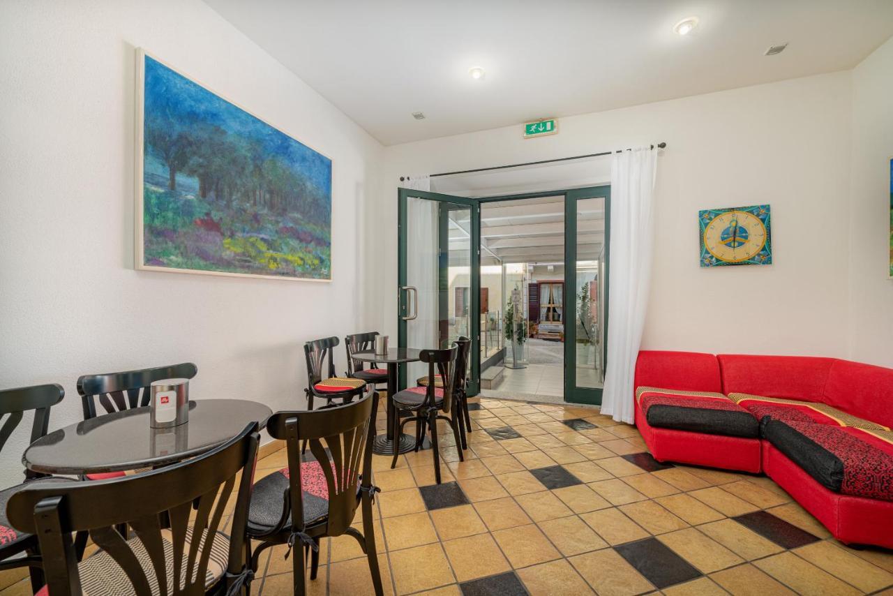 Hotel Marinaro Santa Teresa di Gallura Esterno foto