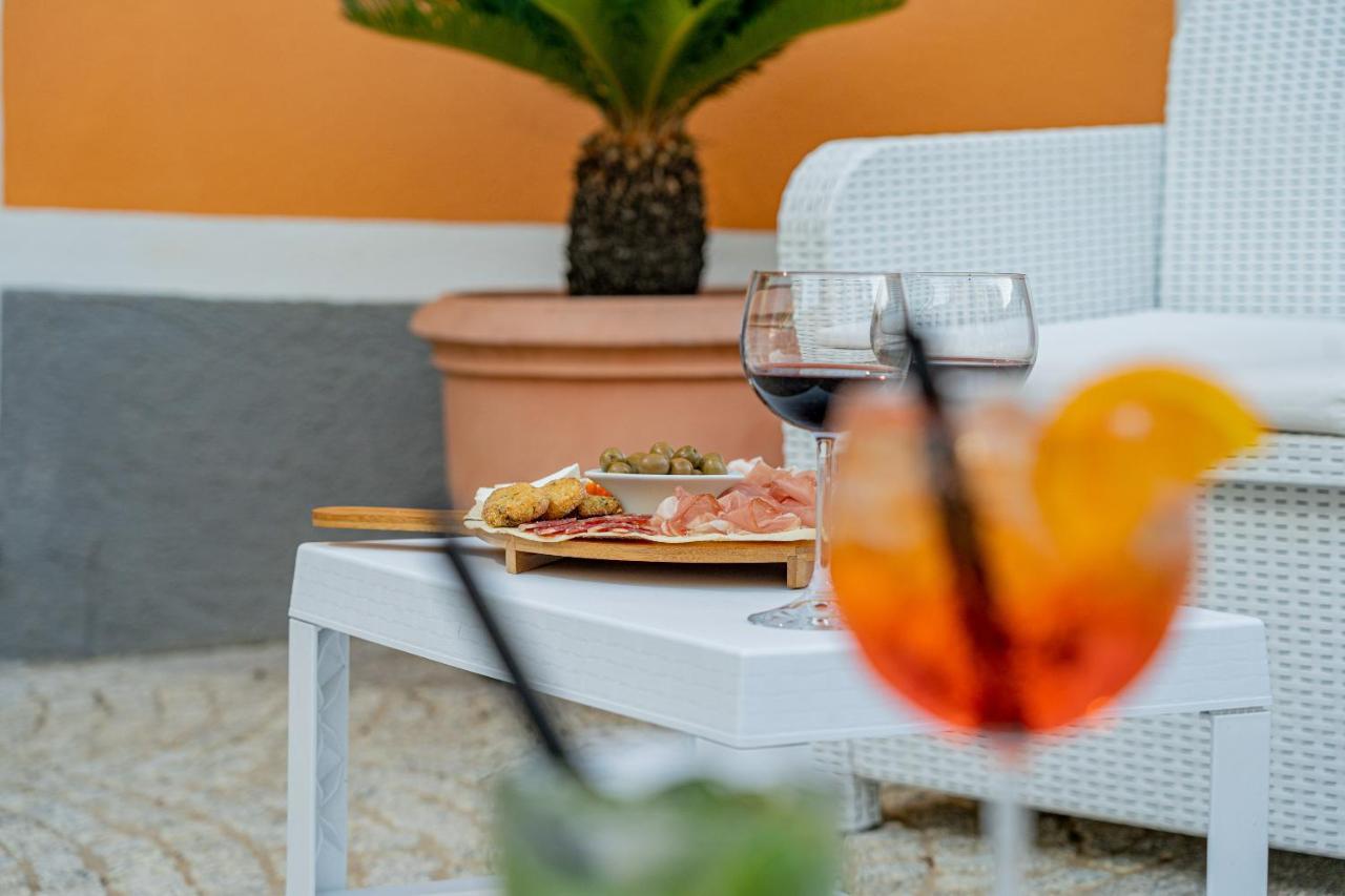 Hotel Marinaro Santa Teresa di Gallura Esterno foto