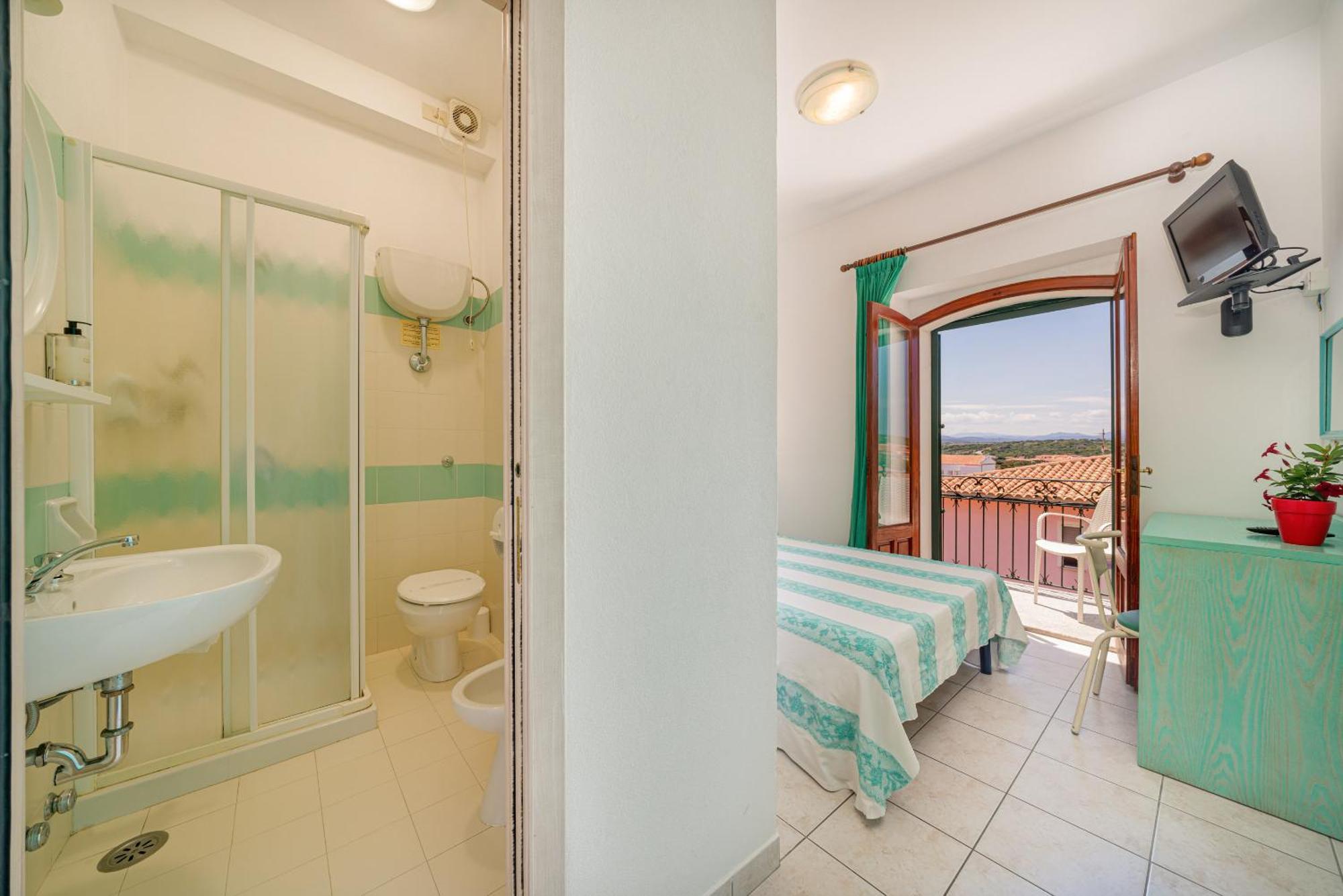 Hotel Marinaro Santa Teresa di Gallura Esterno foto